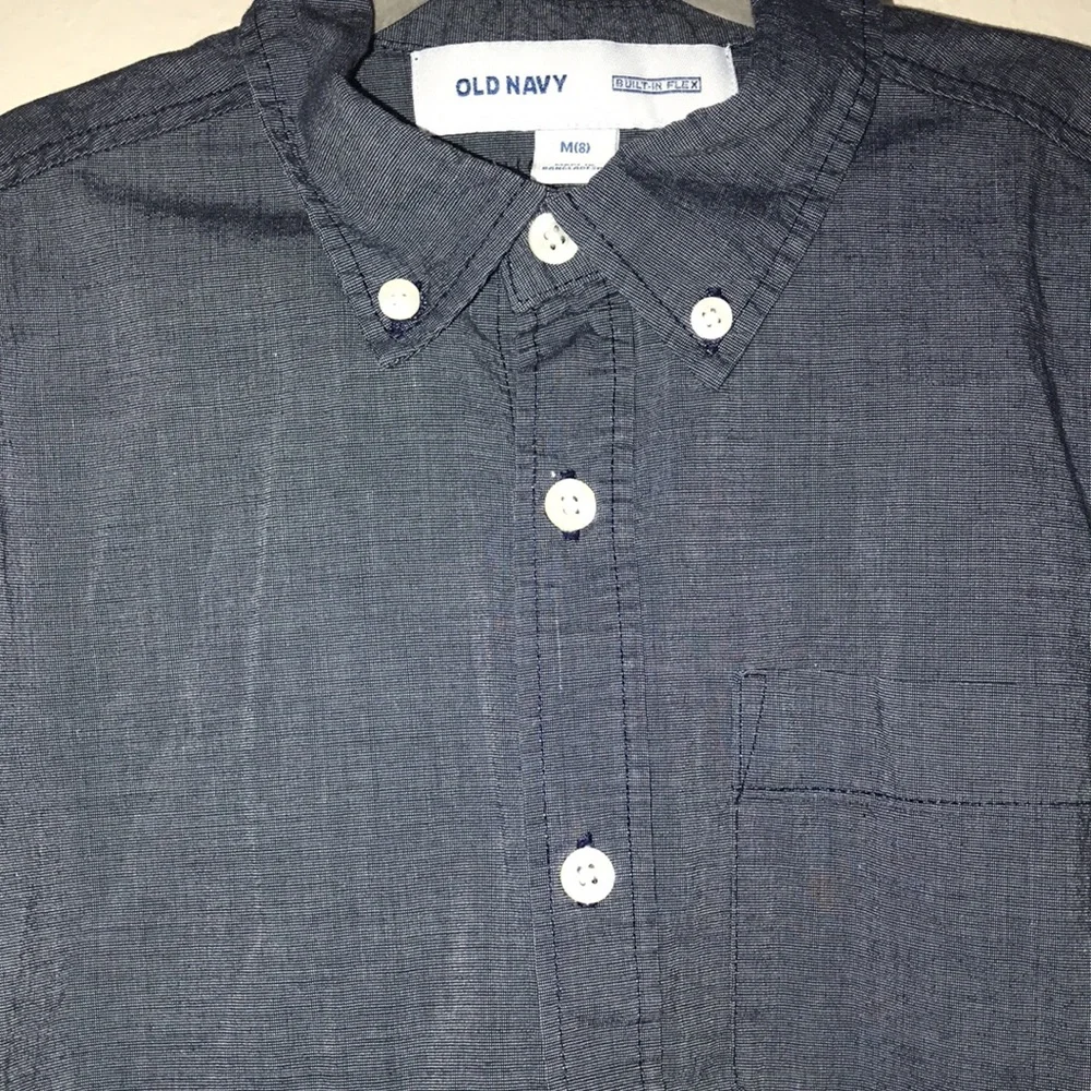 Old navy blue button down medium short sleeve shirt